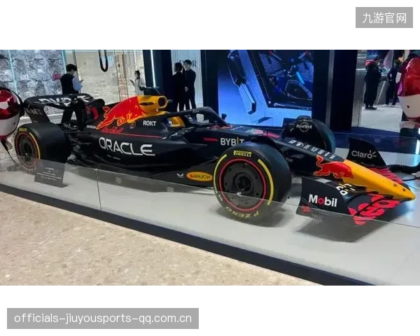 F1红牛领跑赛道新篇章，维斯塔潘稳步迈向冠军巅峰